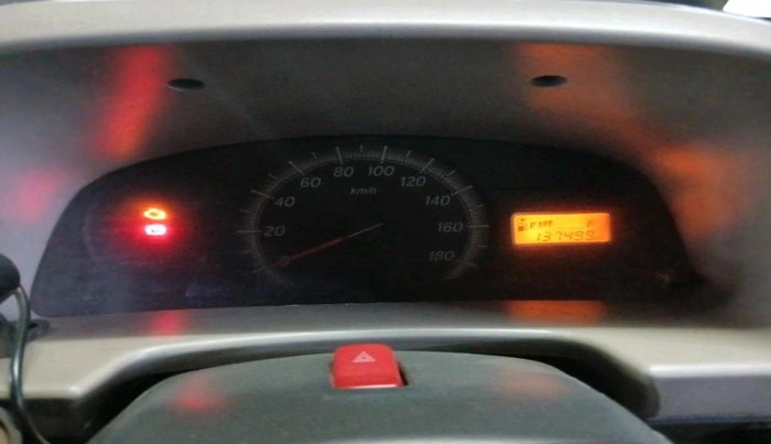 2014 Maruti Eeco 7 STR, CNG, Manual, 1,37,499 km, interior