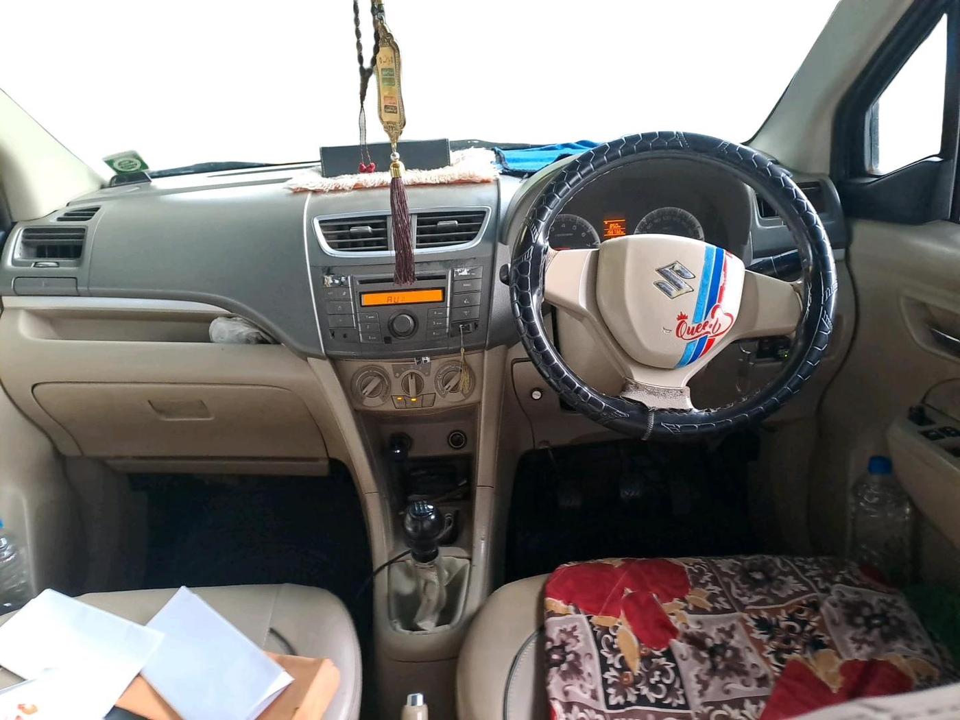 2015 Maruti Ertiga VXI, CNG, Manual, 1,56,732 km, interior