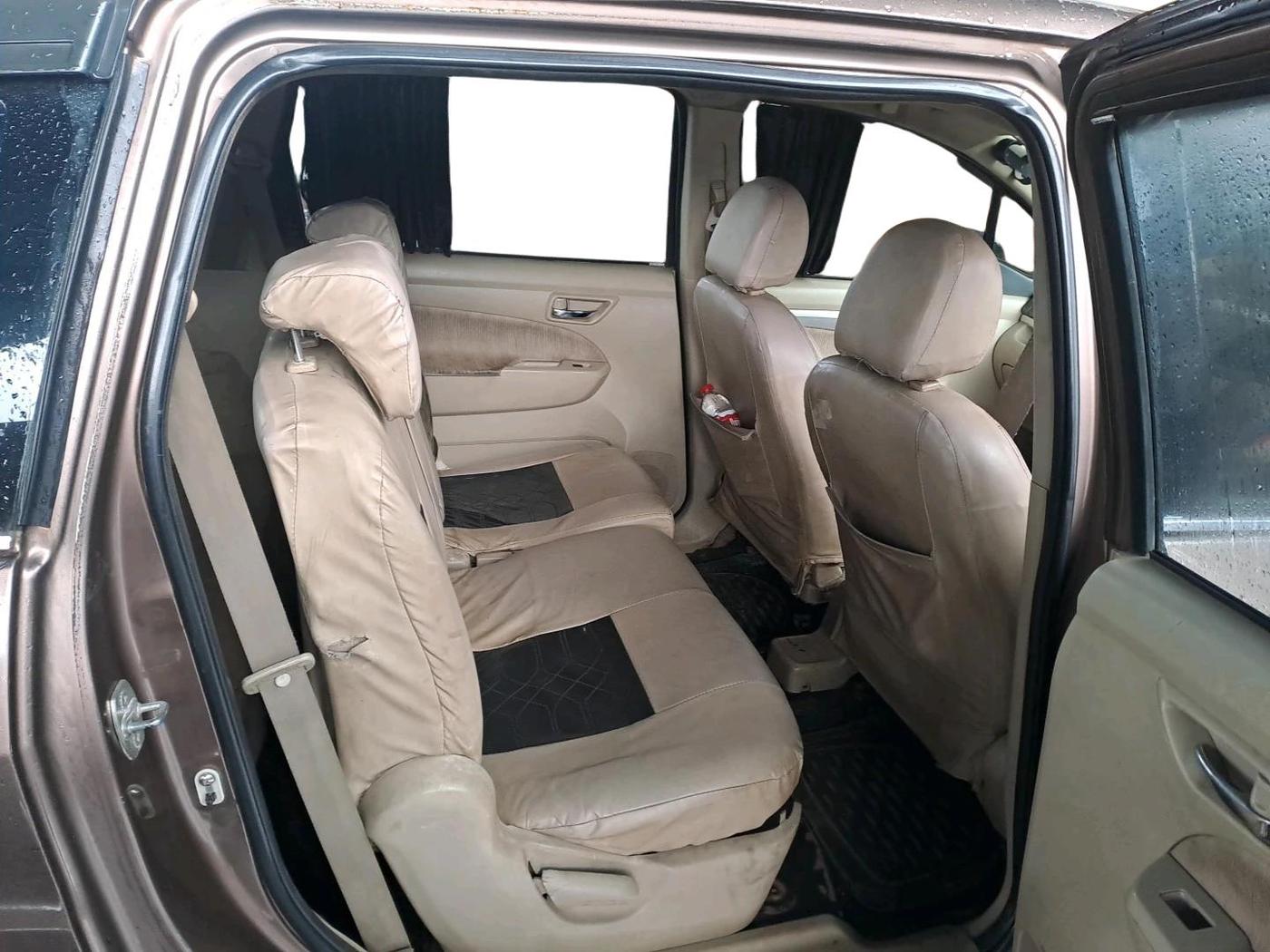 2015 Maruti Ertiga VXI, CNG, Manual, 1,56,732 km, interior