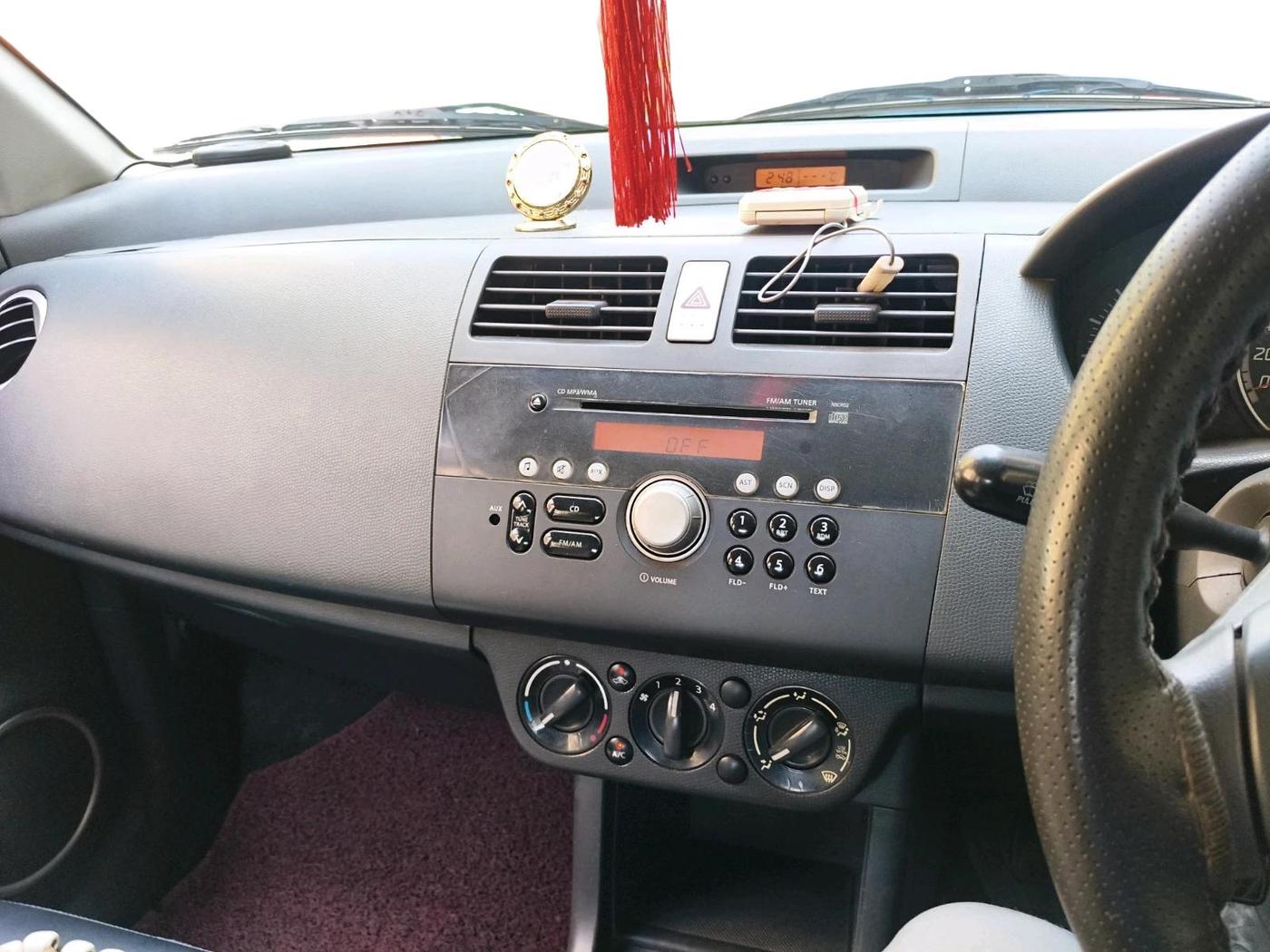 2011 Maruti Swift Dzire VXI, Petrol, Manual, 1,11,445 km, interior