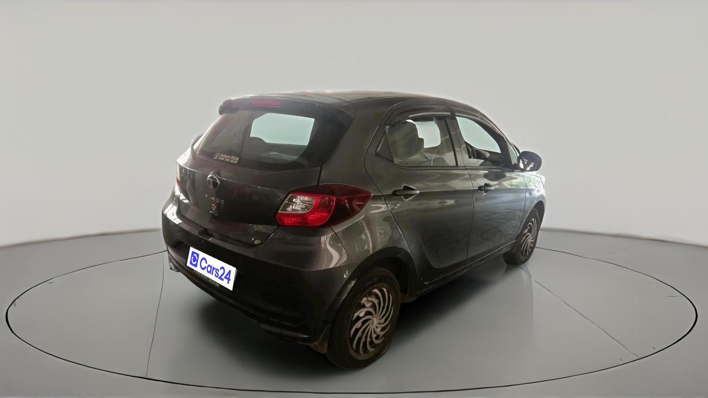 2024 Tata Tiago XE PETROL, Petrol, Manual, 22,966 km, exterior