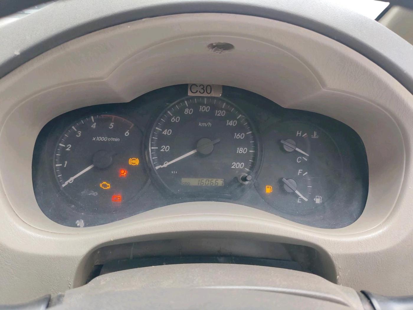2012 Toyota Innova GX 2.5 8 STR, Diesel, Manual, 1,60,667 km, interior