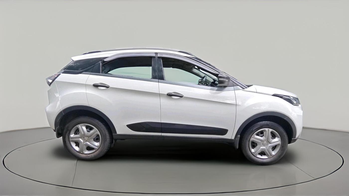 2020 Tata NEXON XMA SUNROOF PETROL, Petrol, Automatic, 41,407 km, exterior