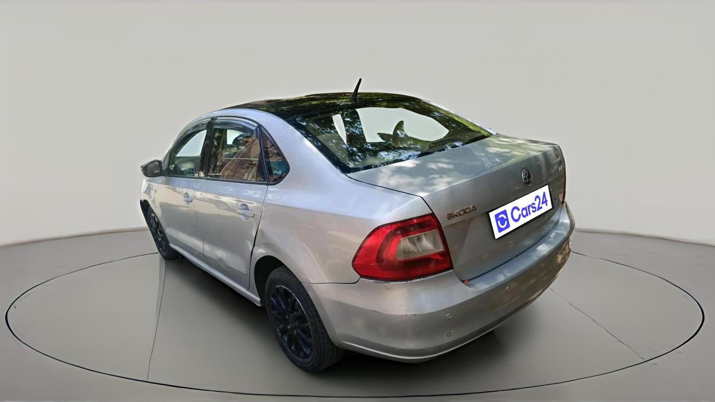 2015 Skoda Rapid Elegance 1.6 MPI AT, Petrol, Automatic, 73,382 km, exterior