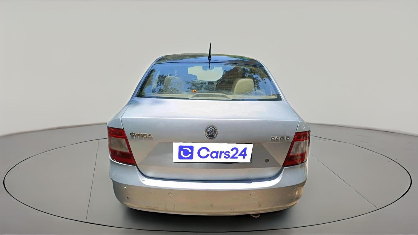 2015 Skoda Rapid Elegance 1.6 MPI AT, Petrol, Automatic, 73,382 km, exterior