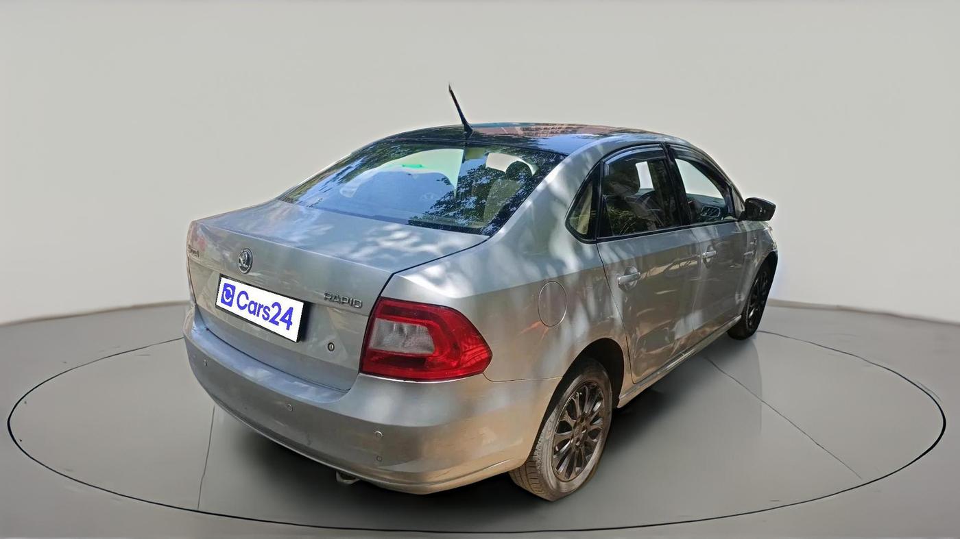 2015 Skoda Rapid Elegance 1.6 MPI AT, Petrol, Automatic, 73,382 km, exterior