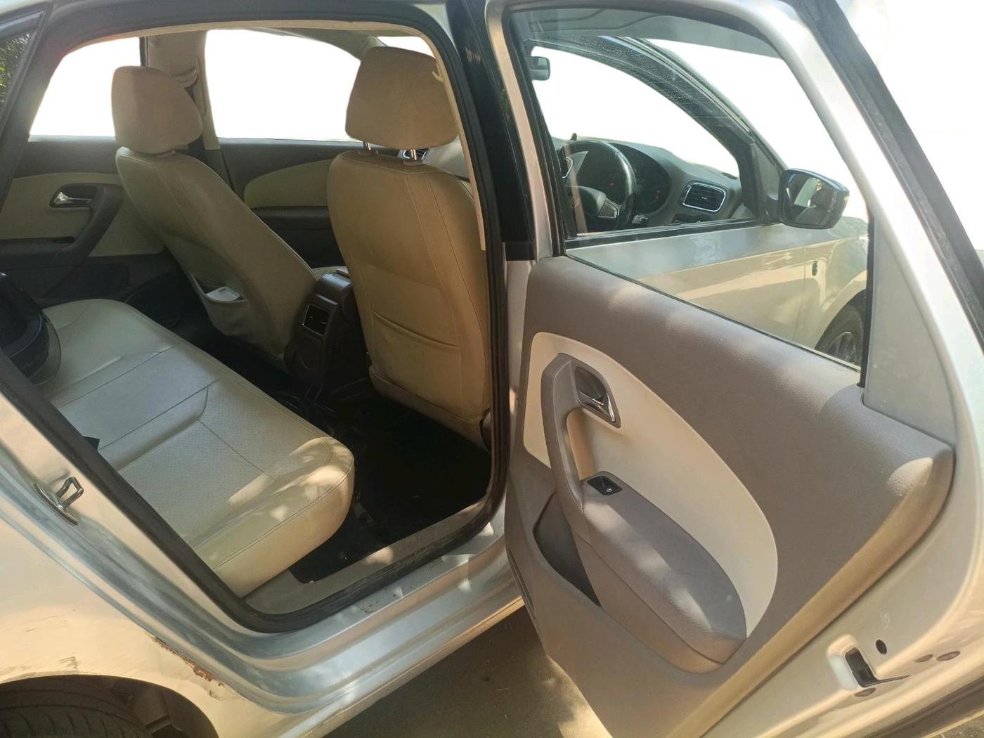 2015 Skoda Rapid Elegance 1.6 MPI AT, Petrol, Automatic, 73,382 km, interior