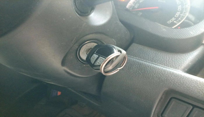 2015 Maruti Swift VXI, Petrol, Manual, 27,769 km, interior