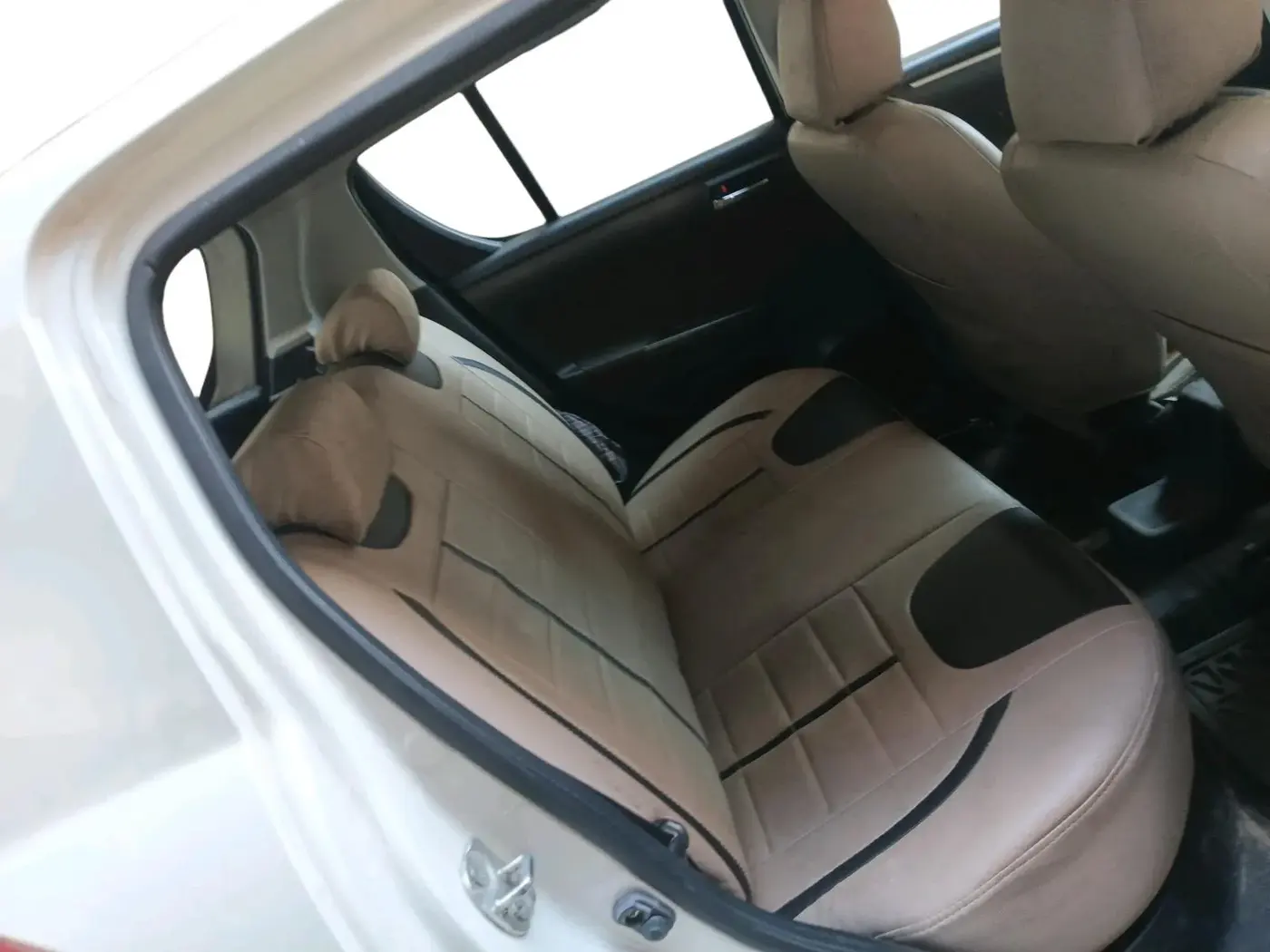 2015 Maruti Swift VXI, Petrol, Manual, 27,769 km, interior
