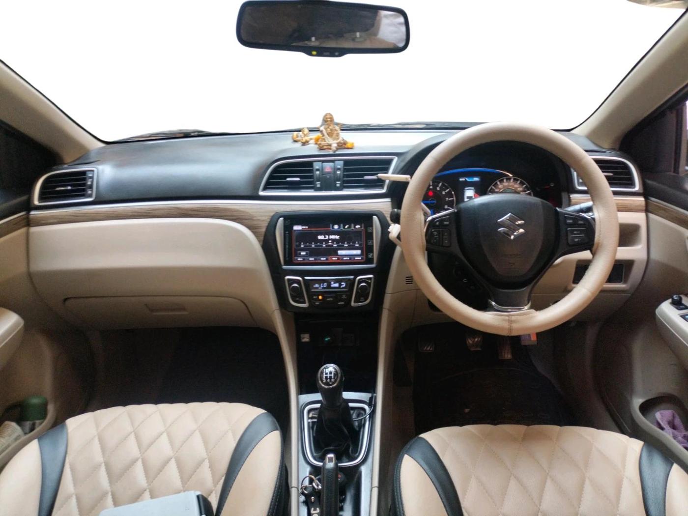 2018 Maruti Ciaz ALPHA 1.5 SHVS PETROL, Petrol, Manual, 1,01,910 km, interior