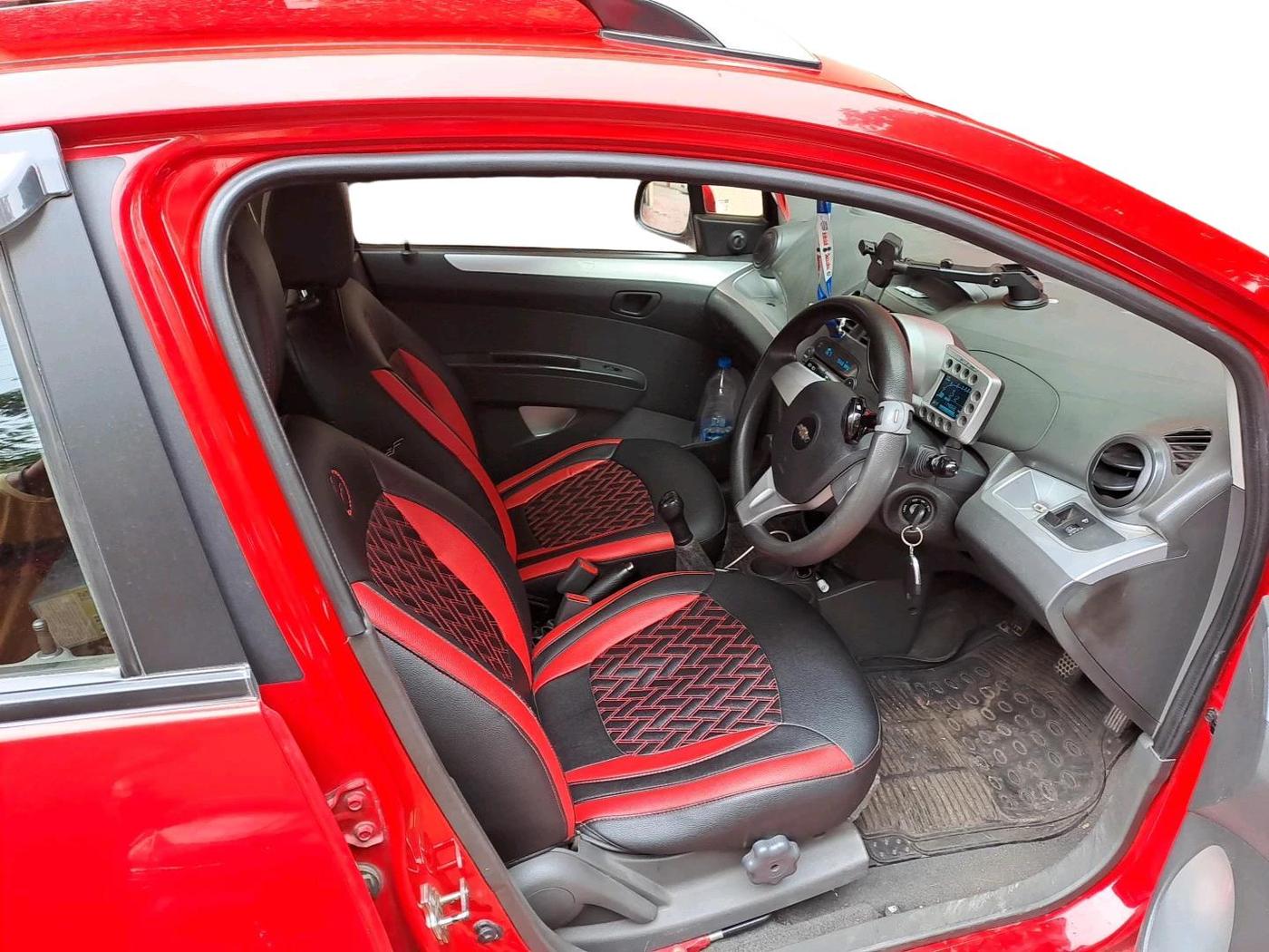 2015 Chevrolet Beat LT PETROL, Petrol, Manual, 1,14,868 km, interior