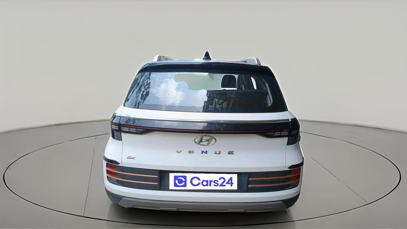 2023 Hyundai VENUE SX 1.2 PETROL, Petrol, Manual, 25,064 km, exterior