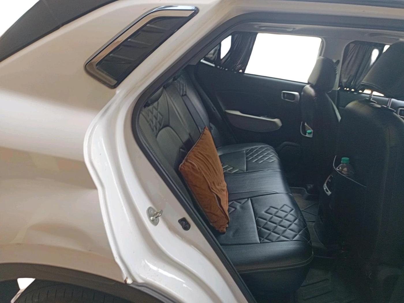 2023 Hyundai VENUE SX 1.2 PETROL, Petrol, Manual, 25,064 km, interior