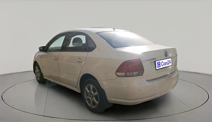 2013 Volkswagen Vento HIGHLINE 1.6 MPI, Petrol, Manual, 1,49,015 km, exterior