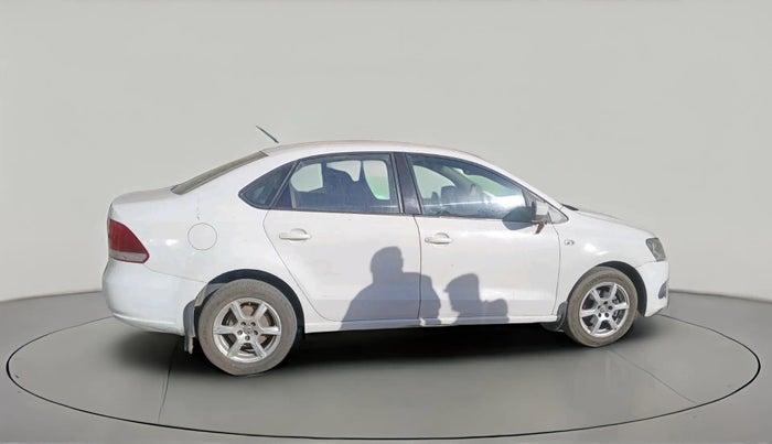 2013 Volkswagen Vento HIGHLINE 1.6 MPI, Petrol, Manual, 1,49,015 km, exterior