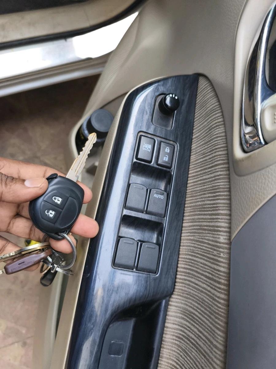 2013 Maruti Ertiga VXI CNG, CNG, Manual, 1,92,034 km, interior