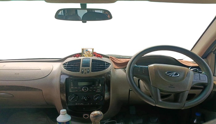 2012 Mahindra Xylo H9 BS IV, Diesel, Manual, 1,10,750 km, interior