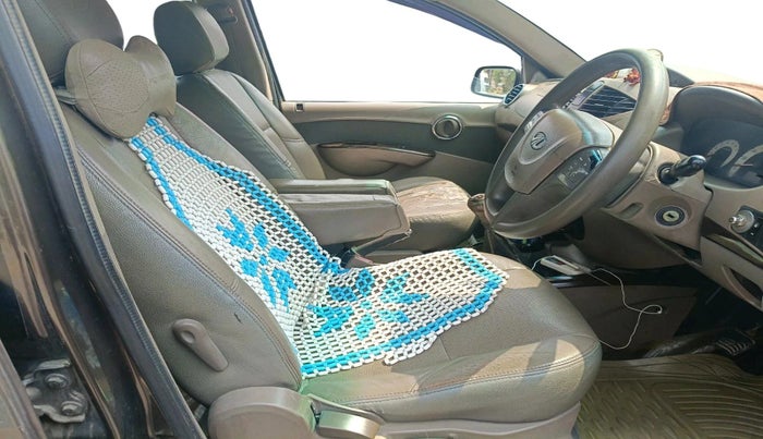 2012 Mahindra Xylo H9 BS IV, Diesel, Manual, 1,10,750 km, interior