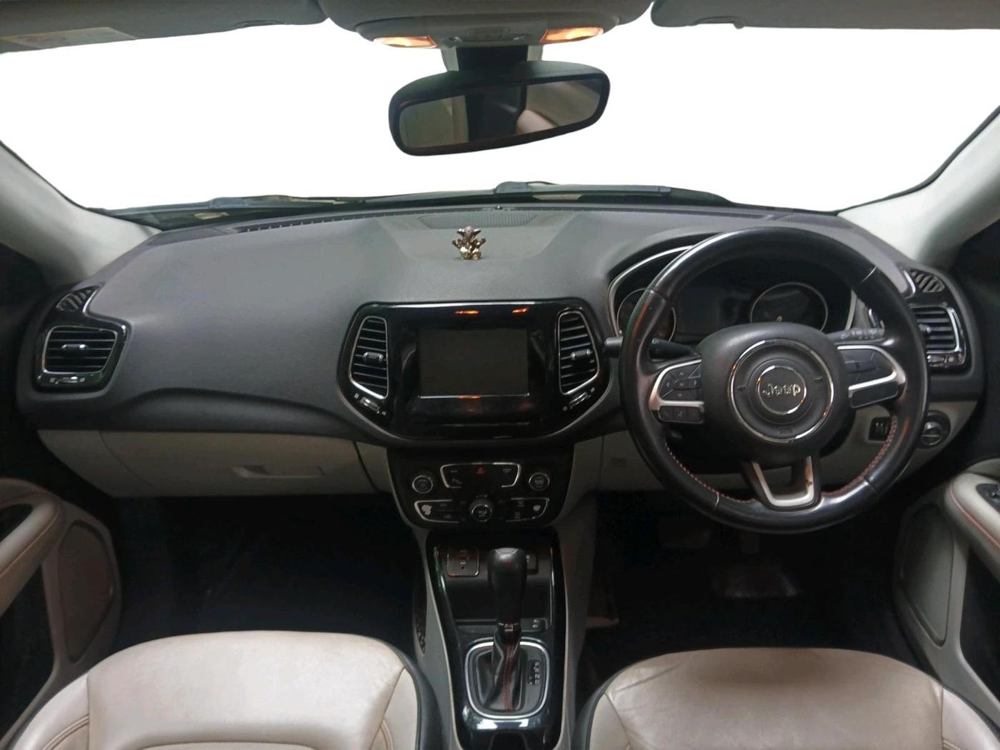 2017 Jeep Compass LIMITED 1.4 PETROL AT, Petrol, Automatic, 55,394 km, interior