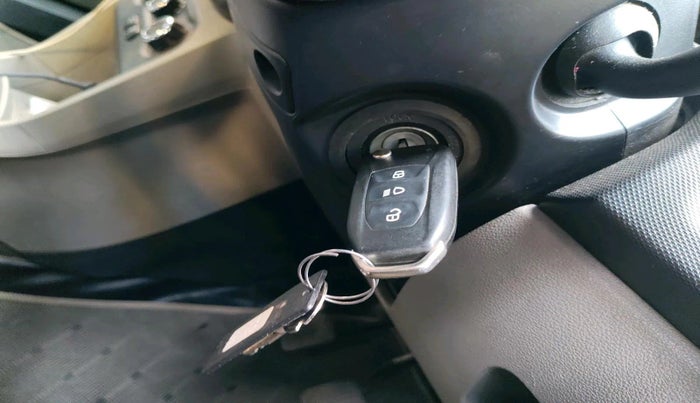 2017 Tata Tiago XM PETROL, Petrol, Manual, 21,645 km, interior