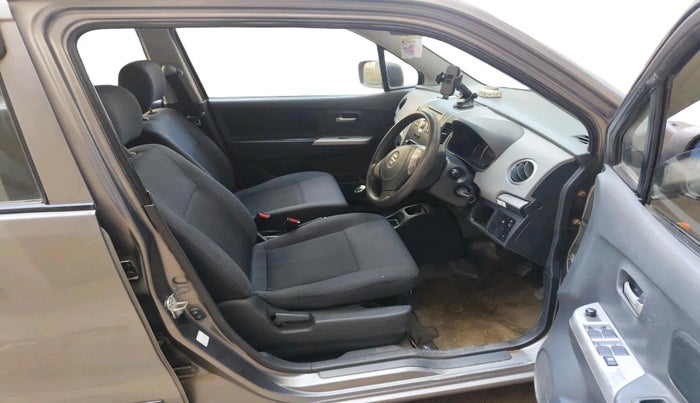 2012 Maruti Wagon R 1.0 VXI, Petrol, Manual, 74,218 km, interior