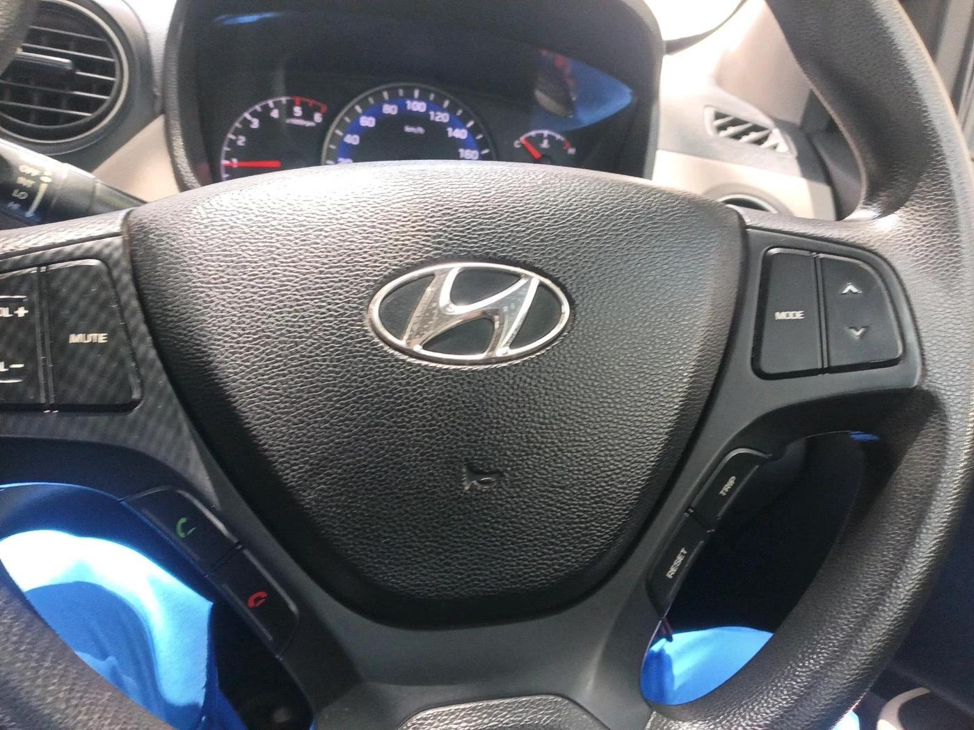 2015 Hyundai Xcent S 1.1 CRDI, Diesel, Manual, 81,799 km, interior
