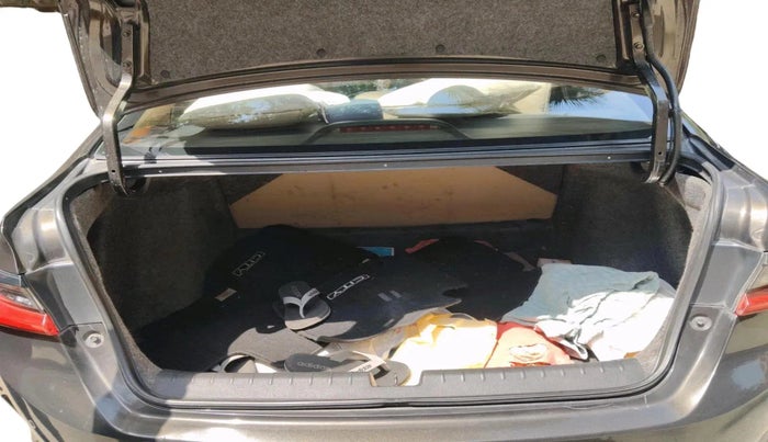 2021 Honda City 1.5L I-DTEC V, Diesel, Manual, 1,14,684 km, exterior