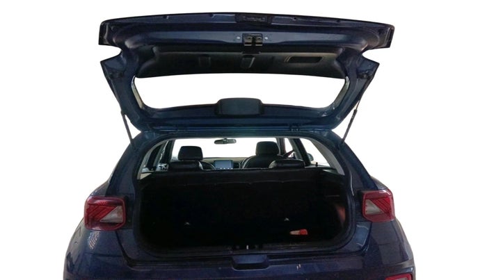 2021 Hyundai VENUE SX 1.5 CRDI, Diesel, Manual, 67,455 km, exterior