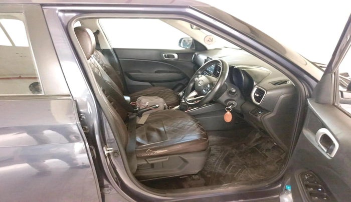 2021 Hyundai VENUE SX 1.5 CRDI, Diesel, Manual, 67,455 km, interior