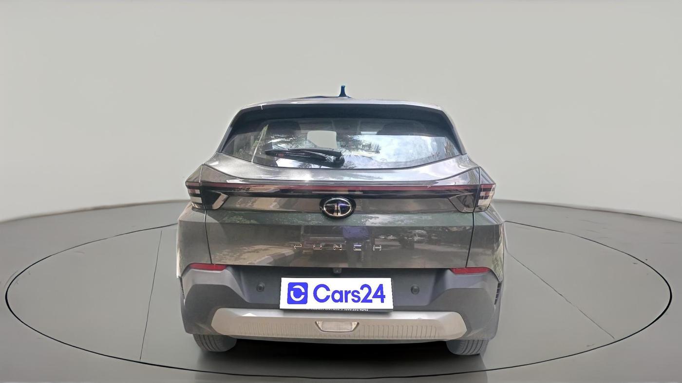 2026 Tata PUNCH Accomplished AMT, Petrol, Automatic, 2,439 km, exterior
