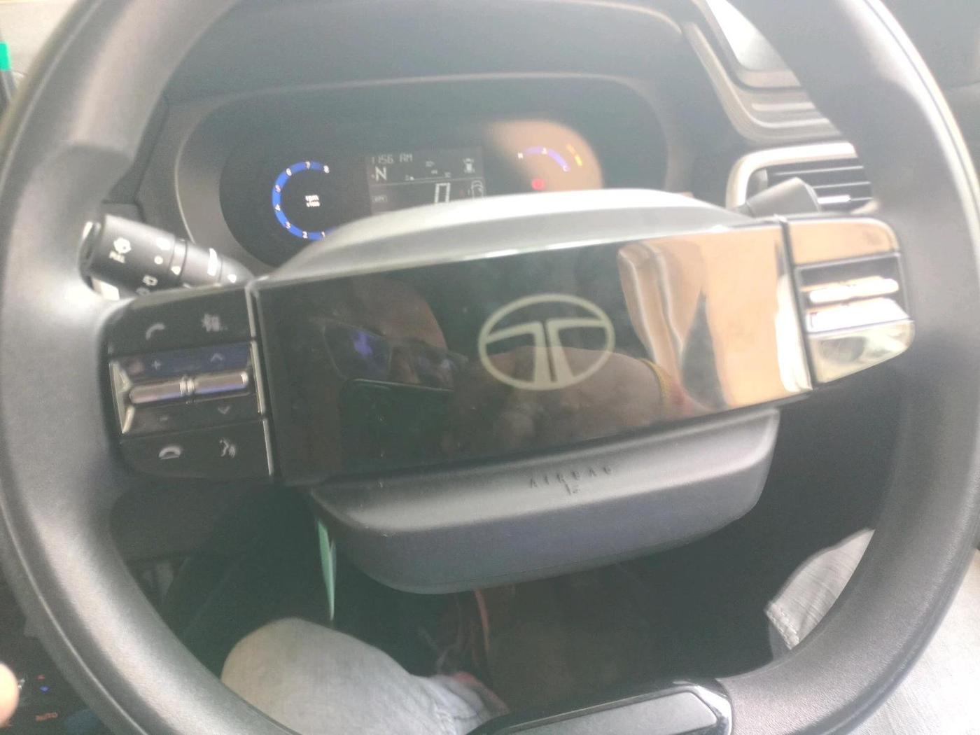 2026 Tata PUNCH Accomplished AMT, Petrol, Automatic, 2,439 km, interior