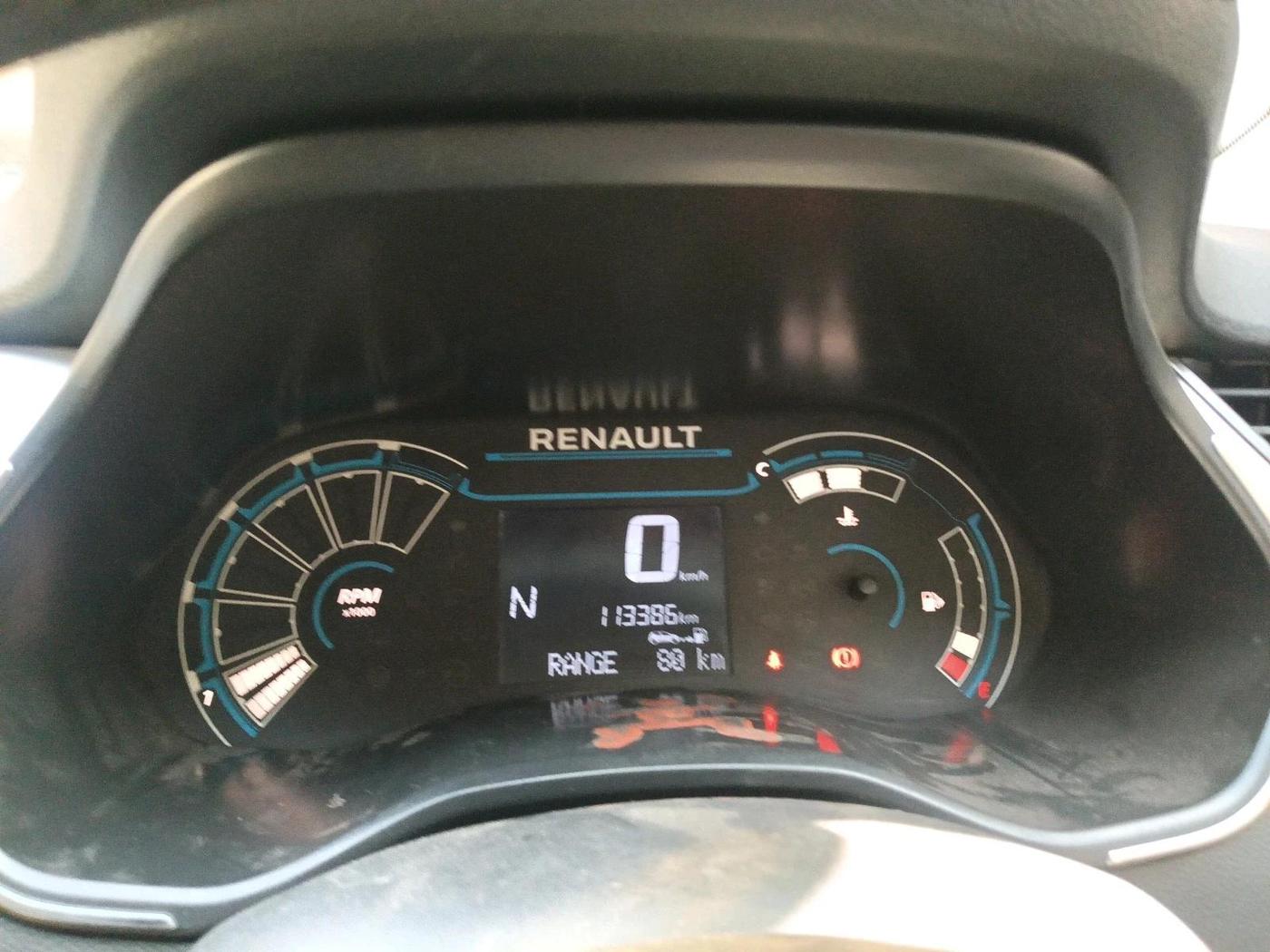 2020 Renault TRIBER RXZ AMT, Petrol, Automatic, 1,13,386 km, interior