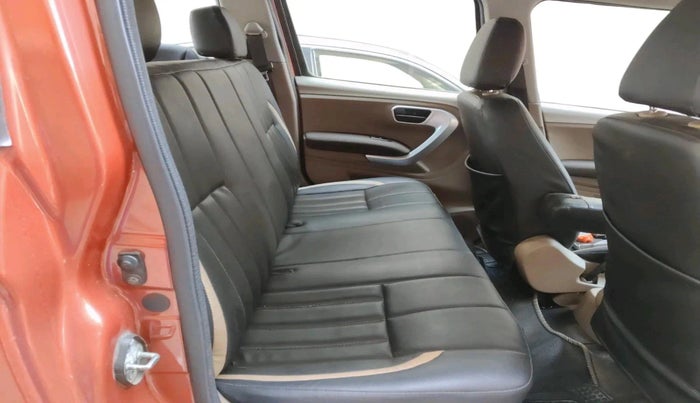 2015 Mahindra TUV300 T8, Diesel, Manual, 47,113 km, interior