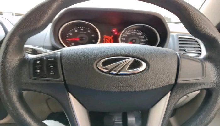 2015 Mahindra TUV300 T8, Diesel, Manual, 47,113 km, interior