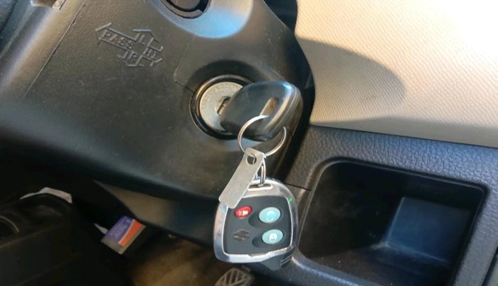 2018 Maruti Wagon R 1.0 LXI CNG, CNG, Manual, 28,343 km, interior