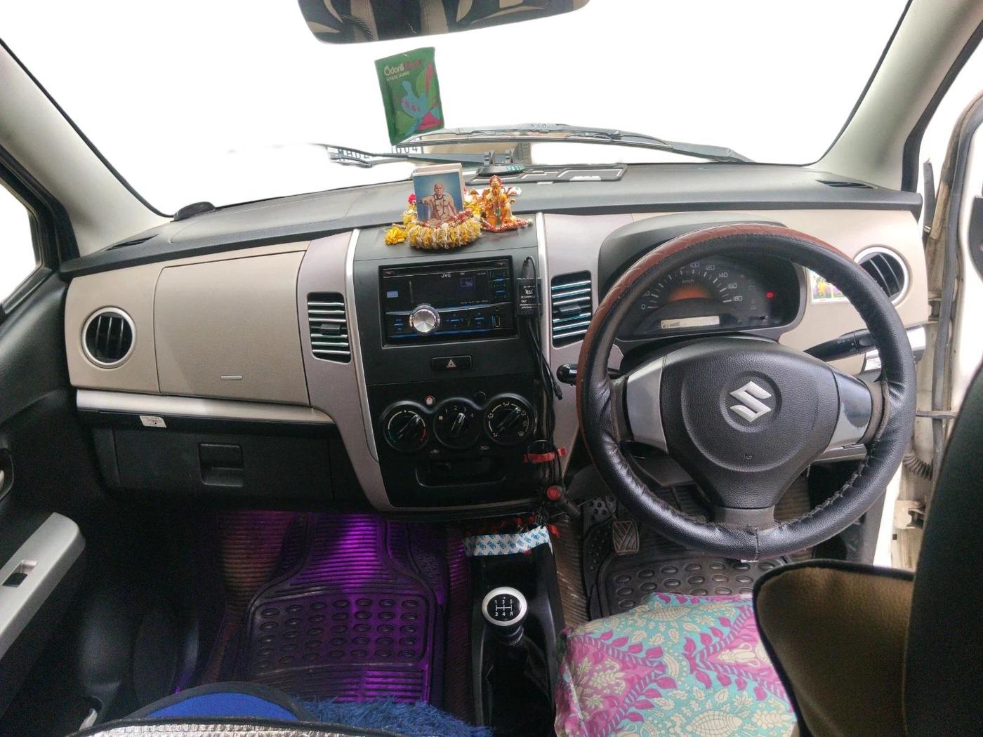 2013 Maruti Wagon R 1.0 LXI CNG, CNG, Manual, 74,044 km, interior
