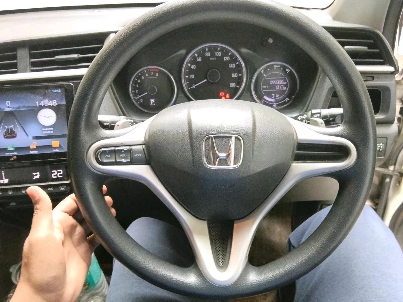 2016 Honda BR-V 1.5L I-VTEC V CVT, CNG, Automatic, 99,396 km, interior