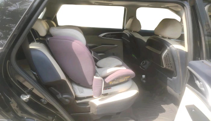 2022 KIA CARENS LUXURY PLUS 1.4 PETROL DCT 6 STR, Petrol, Automatic, 49,222 km, interior