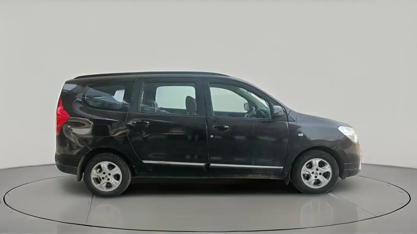 2015 Renault Lodgy 110 PS RXZ, Diesel, Manual, 72,993 km, exterior