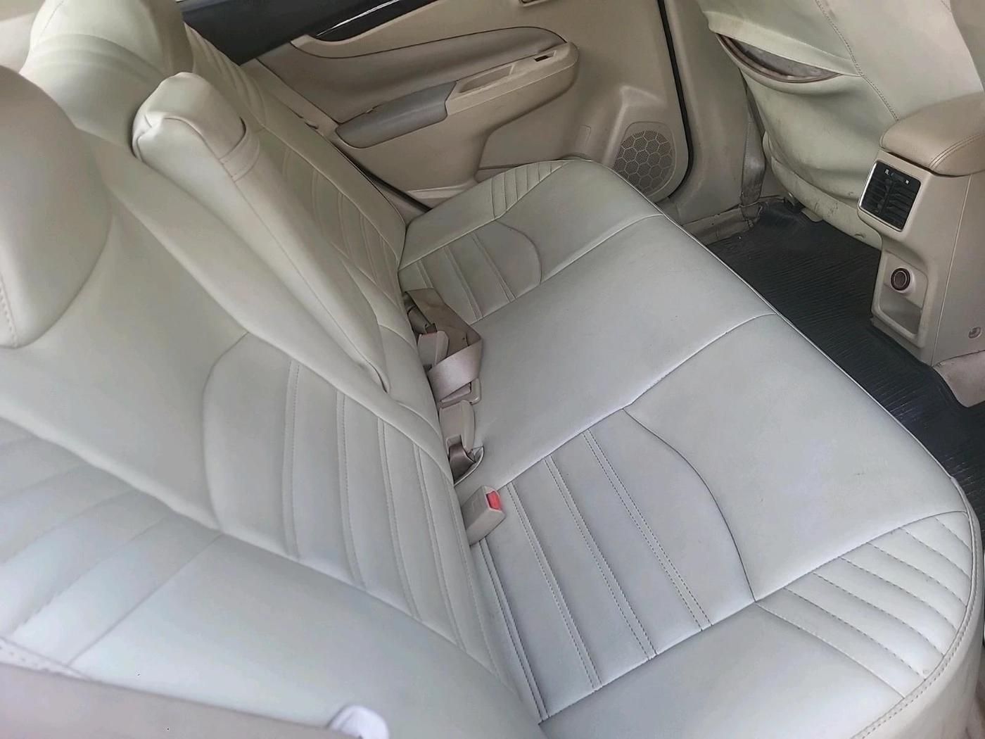 2015 Maruti Ciaz ZDI SHVS, Diesel, Manual, 1,25,238 km, interior