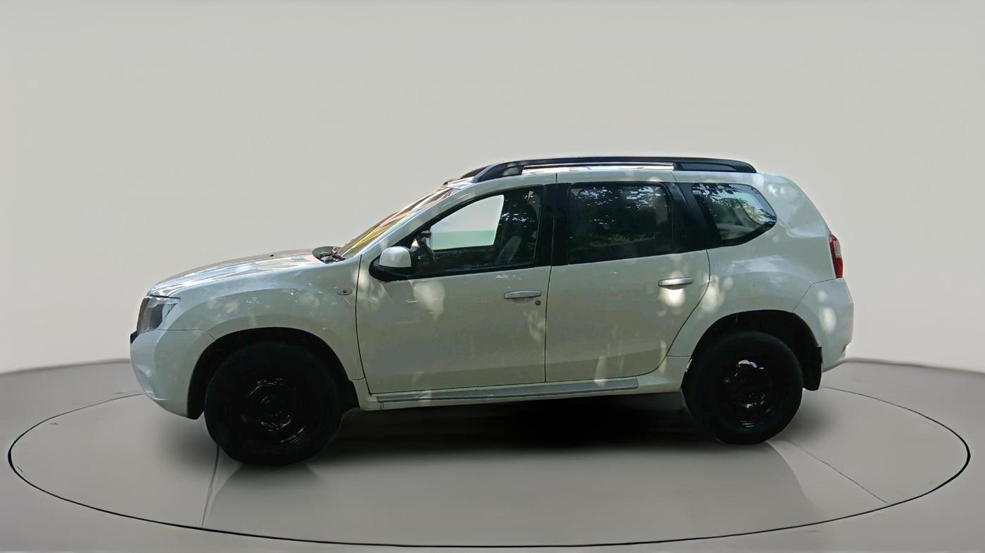 2014 Nissan Terrano XL (D), Diesel, Manual, 59,562 km, exterior