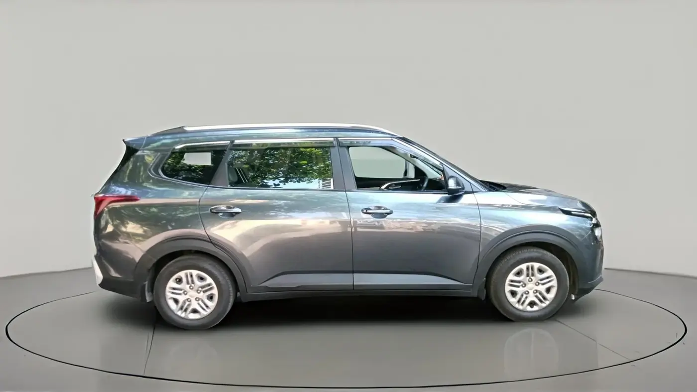 2022 KIA CARENS PRESTIGE 1.5 PETROL 7 STR, Petrol, Manual, 59,578 km, exterior