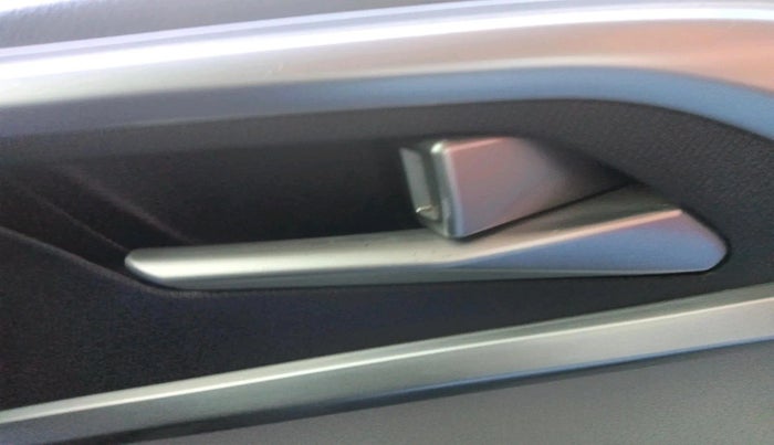 2022 KIA CARENS PRESTIGE 1.5 PETROL 7 STR, Petrol, Manual, 59,578 km, interior