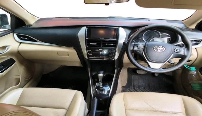 2018 Toyota YARIS VX CVT, Petrol, Automatic, 69,502 km, interior