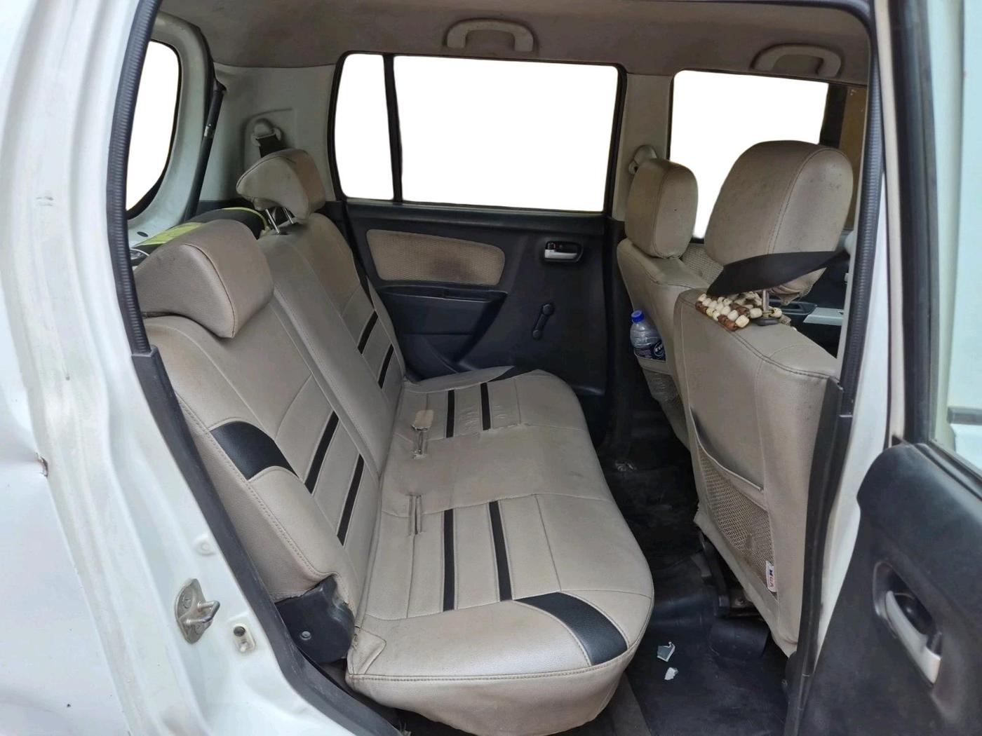 2017 Maruti Wagon R 1.0 LXI CNG, CNG, Manual, 3,01,524 km, interior