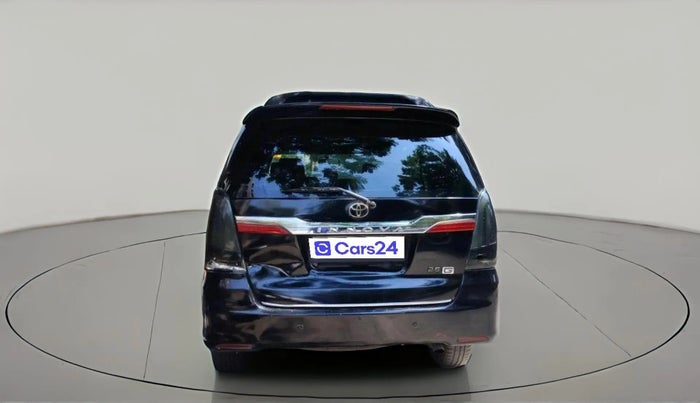 2011 Toyota Innova V 2.5 8 STR, Diesel, Manual, 1,66,512 km, exterior