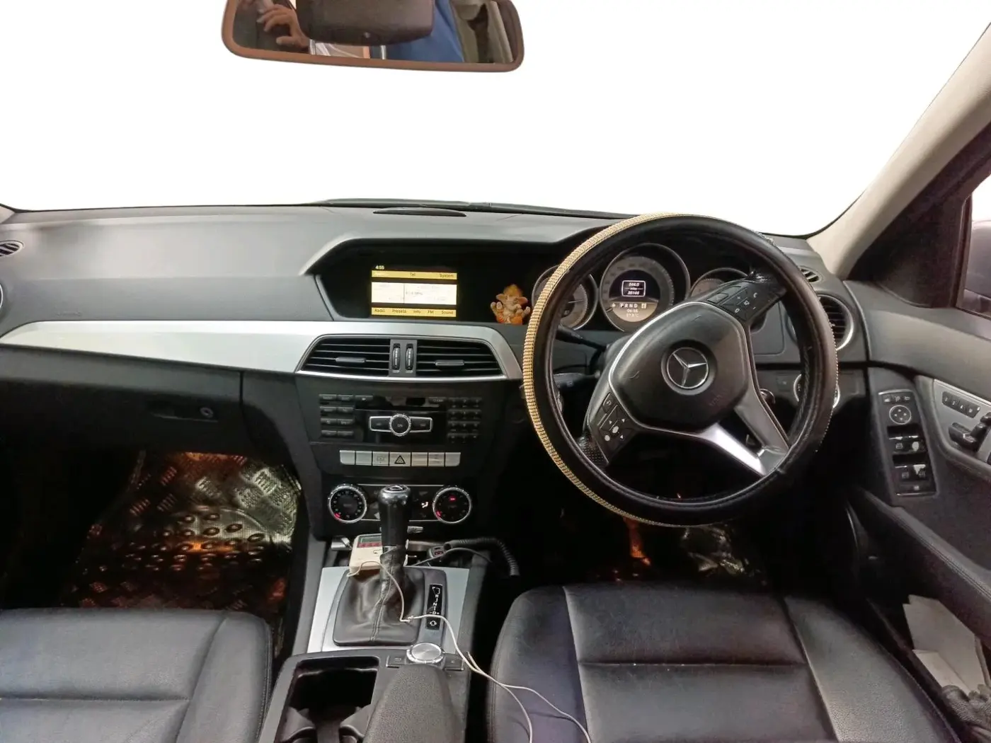 2011 Mercedes Benz C Class 200 CGI AVANTGARDE, Petrol, Automatic, 38,144 km, interior