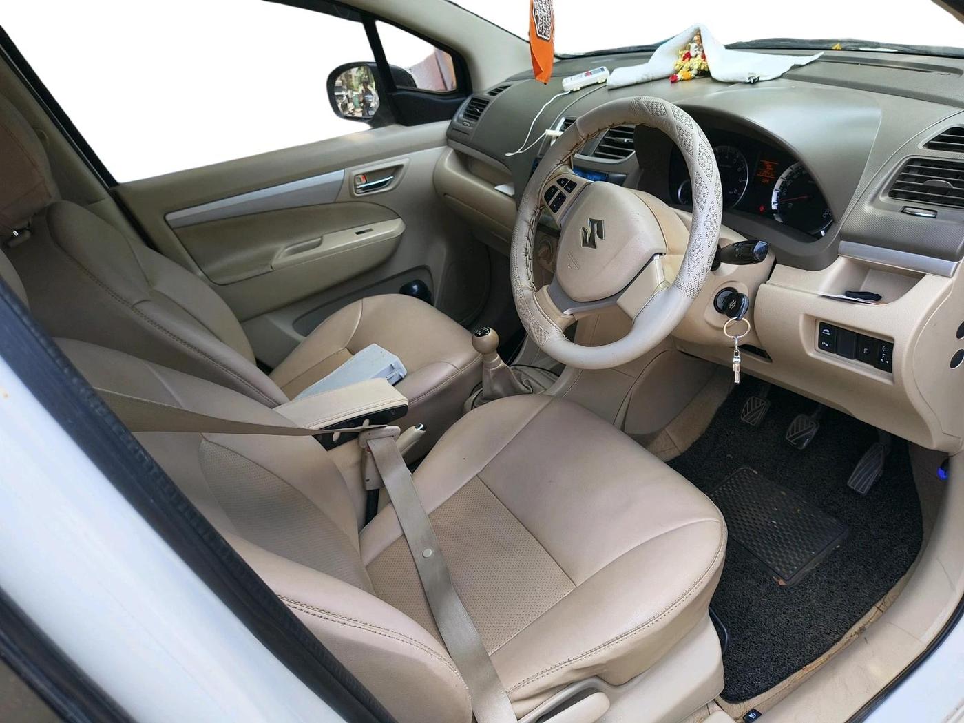 2016 Maruti Ertiga VXI, Petrol, Manual, 1,12,241 km, interior