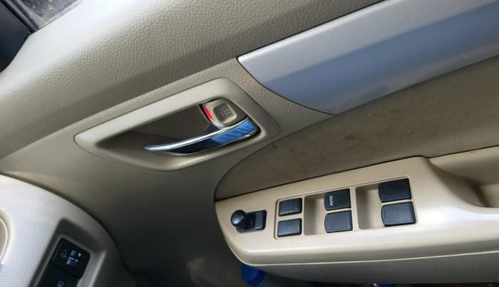 2016 Maruti Ertiga VXI, Petrol, Manual, 1,12,241 km, interior