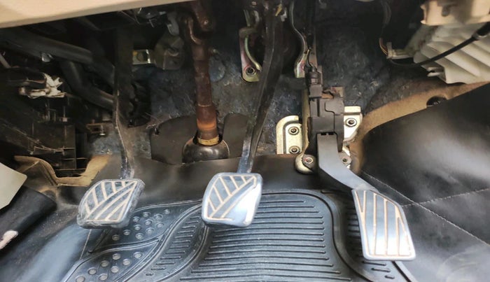 2017 Maruti Ertiga VXI CNG, CNG, Manual, 88,516 km, interior